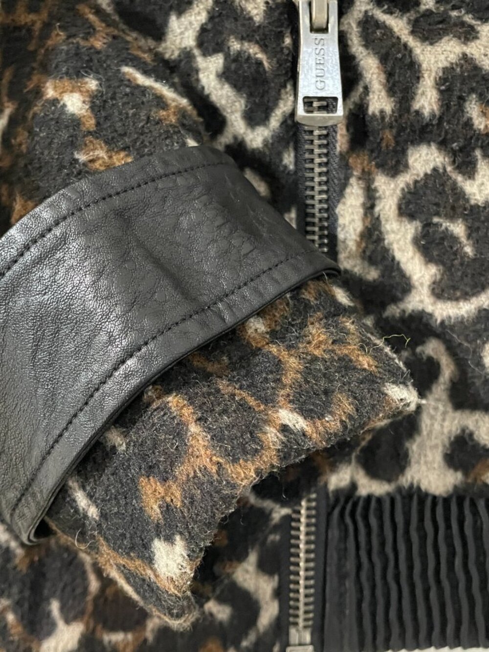 Guess Moto Jacket Faux Leather Cheetah Print Size Medium - Picture 6 of 11